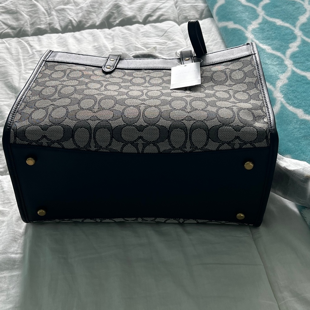 Coach handbag (new) matching wallet